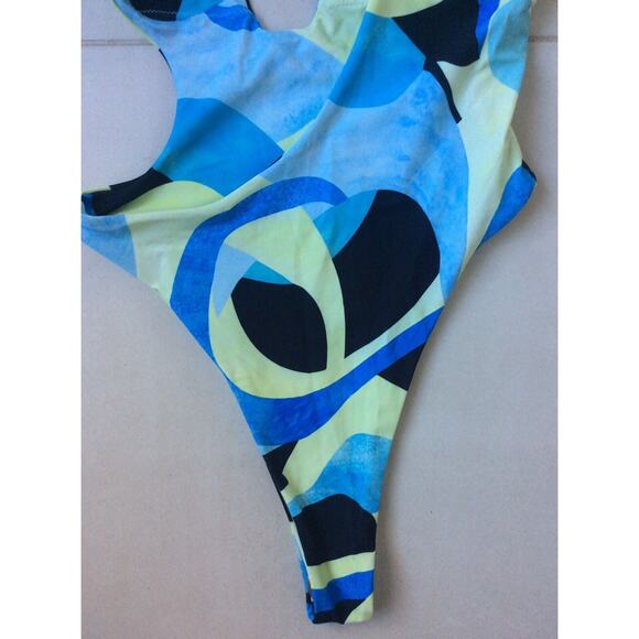 Pesfeel One Piece Swimsuit Monokini Asymmetric Padded Swimwear - Picture 7 of 8